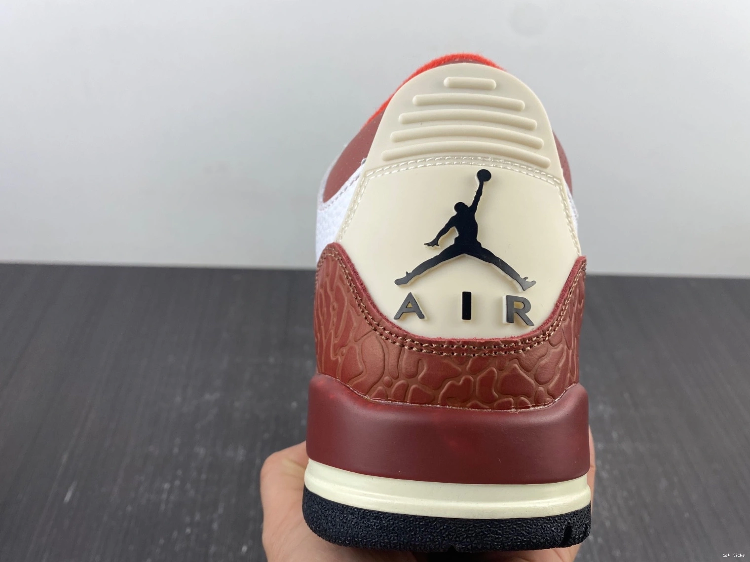 Jordan 3 